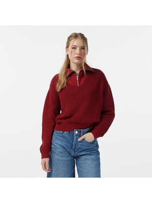 Les Benjamins Regular Fit Women's Red Knit Sweater
