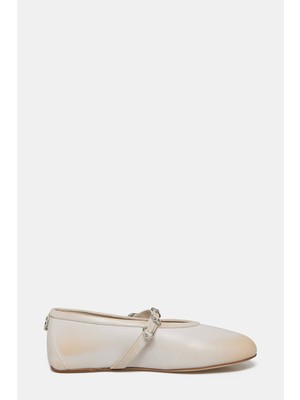 3 Juın White Leather Shoes