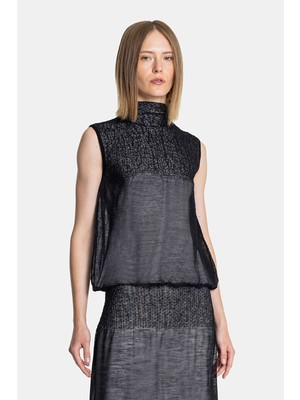 Vakko Black Sleeveless Blouse