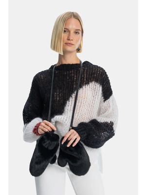 Vakko Black-White Knitwear
