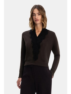 Vakko Brown Lace Applique Knitwear