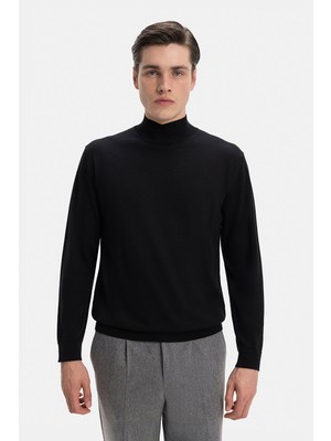 Vakko Mock Neck Knit Sweater