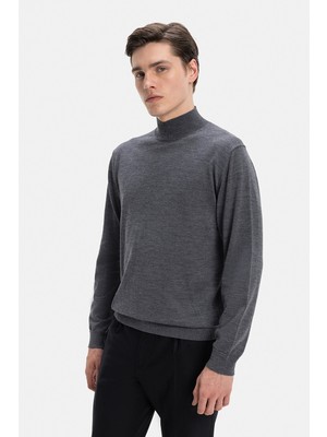 Vakko Mock Neck Knit Sweater