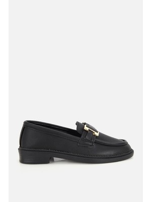 Yaya By Hotiç Kadın Siyah Tokalı Klasik Loafer