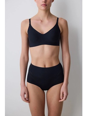 Penti No-Show Black Light Brief Shapewear