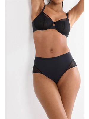 Trıumph Triumph Women's Comfort Contour Maxi Briefs Black