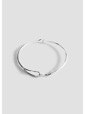 Mango Rigid Hook Necklace