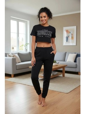 Çamaşır Kenti Kadın Siyah Crop T-Shirt Pantolon Takım Rahat Günlük Spor Şık Ikili Set