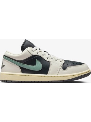 Jordan Air Jordan 1 Low Women's Cream Sneakers