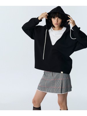 Twist Hooded Two-Piece Sweatshirt
