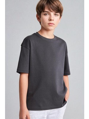Myg Plus Defacto Oversize Bisiklet Yaka Kısa Kollu Basic Erkek Çocuk Tişört. G6486A826AU