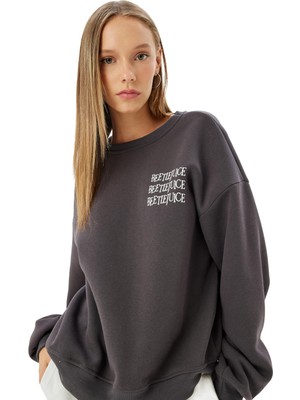 Myg Plus Şardonlu Beetlejuice Oversize Sweatshirt Arkası Baskılı Bisiklet Yaka Lisanslı