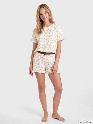Lc Waikiki Yeni Sezon Ekru Puantiyeli Kadın Şortlu Pijama Takımı