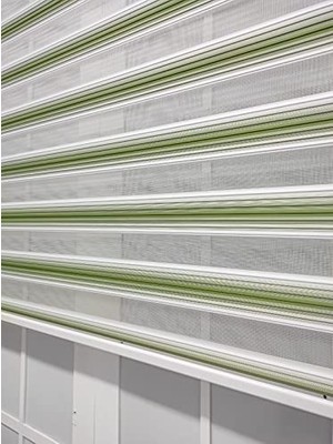 Pratik Ev Yeşil Beyaz Geçişli Zebra Stor (250X80)