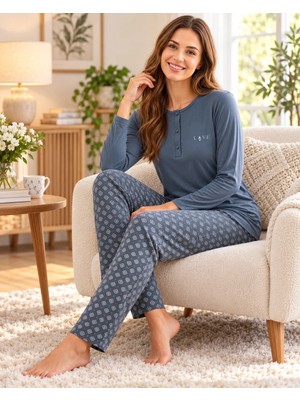 Kadın Düğmeli Patlı Yaka Uzun Kollu Viskon Pijama Takımı  Modern Sade ve Şık Homewear Ev Giyimi 79-154