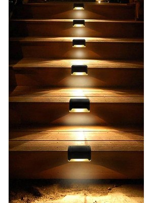 Solar Güneş Enerjili Şarj Edilen Köşebent Merdiven Veranda Bahçe LED Lamba 4 Adet - CHSTKA13368