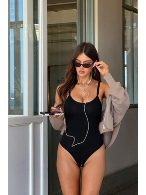 Küçük Hazine Kadın Slip Kalıp Siyah Body Örme Orta Destek