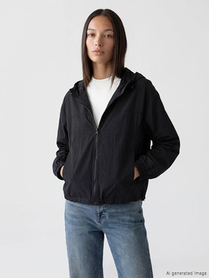 Lc Waikiki Yeni Sezon Siyah Kapüşonlu Oversize Kadın Yağmurluk