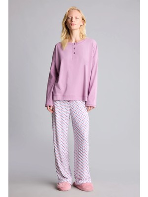DeFacto %100 Pamuk Relaxed Fit Uzun Kollu Düğmeli Desenli Pijama Takımı H9099AX26AU