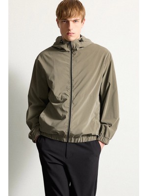 DeFacto Su Geçirmez Regular Fit Su İtici Kapüşonlu Mont F8491AX26SP