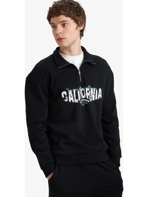 DeFacto Pamuklu Boxy Fit Dik Yaka Baskılı Sweatshirt F8186AX26SP