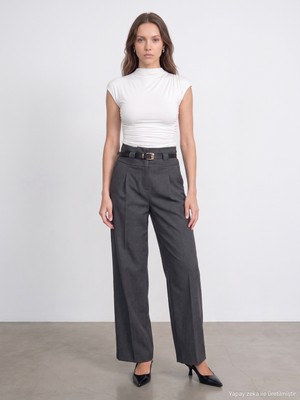 Dilvin 33211 Bra-Free Büzgü Detaylı Top