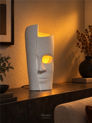 Mosarte Yarım Yüz Form Dekoratif Masa Lambası Heykelsi Amber LED  – El Yapımı, 30 cm - Beyaz Renk