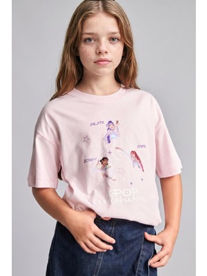 DEFACTO%100 Pamuk Kpop - Demon Hunters Lisanslı Bisiklet Yaka Kısa Kollu Açık Pembe Tişört Kız Çocuk I0028A826HS