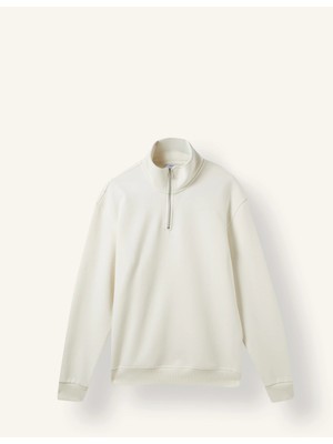 DeFacto Regular Fit Dik Yaka Yarım Fermuarlı Basic Sweatshirt X7405AZ26AU