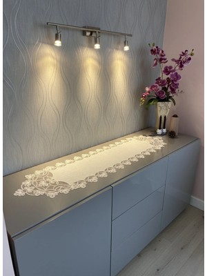 Valora Concept Fransız Dantelli Gelincik Model Keten Gardenya Uzun Runner