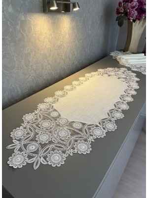 Valora Concept Fransız Dantelli Inci Model Keten Kısa Runner
