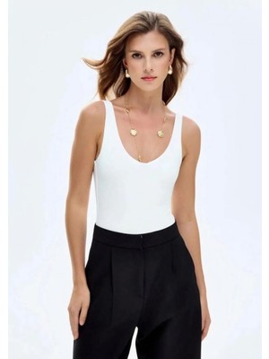 Quzu V Yaka Basic Bodysuit Ekru