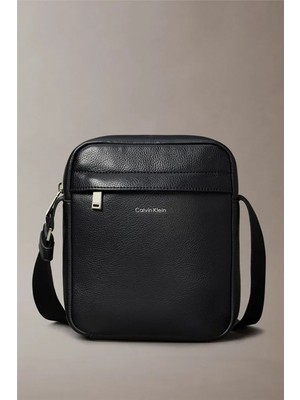 Calvin Klein Raised Men's Messenger Bag Black