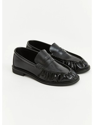 Lc Waikiki Yeni Sezon Siyah Deri Görünümlü Kadın Loafer