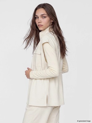 Lc Waikiki Yeni Sezon Bej Dik Yaka Soft Touch Kadın Yelek