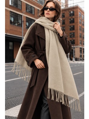 Nisanca Soft Feel Kadın Atkı Şal – Yumuşak Dokulu Geniş Oversize Püsküllü Omuz Şalı