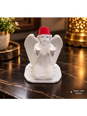Melek Biblo Kanatlı Melek Figürü Beyaz Kırmızı Fes Dekoratif Masa Süsü 10X9 cm