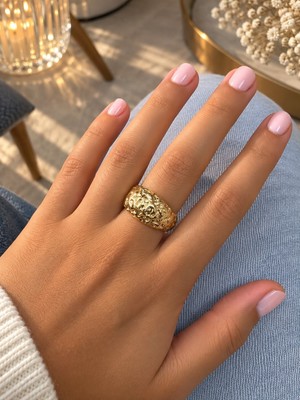 Mare Butik Gold Kabartma Desenli Çelik Yüzük