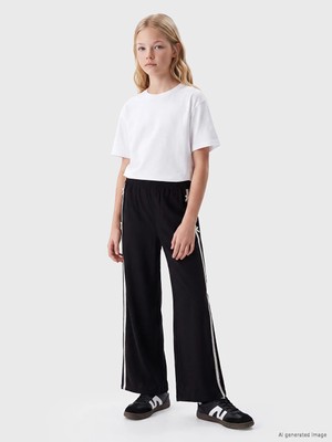 Lc Waikiki Yeni Sezon Siyah Geniş Paça Fit Kız Çocuk Gabardin Pantolon