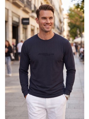 Deepsea Erkek Slim Fit Likralı Çizgi Dokulu Lacivert Sweatshirt – Bisiklet Yaka Nakışlı Spor Şık Sweat 2708518