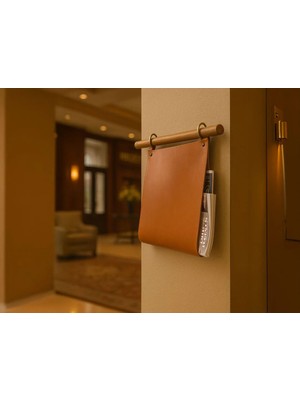LWA Leather Eskitilmiş Deri Duvar Rafı Düzenleyici — El Yapımı Dergi ve Aksesuar Saklama Kutusu