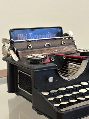 Vintage Nostaljik Metal Daktilo Biblosu El Yapımı Masaüstü Obje Dekorasyon