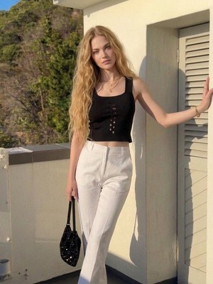 Onno Style Kolsuz Askılı Delikli Triko Kadın Bluz