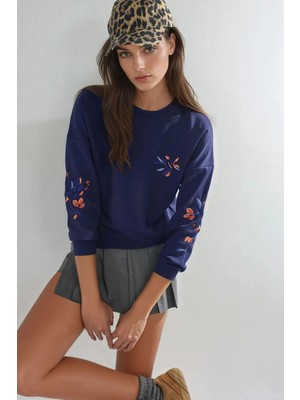 Hiccup Kadınlar Bersan Kadın Bisiklet Yaka Sweatshirt Lacivert