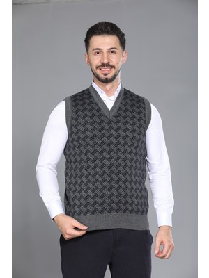 Kzc Tekstil Erkek Baba ve Orta Yaş Desenli Akrilik Kalın Dokulu V Yaka Triko Süveter