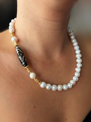Fem Bijoux Inci & Tibet Akik Taşlı 22K Altın Kaplama Tasarım Kolye