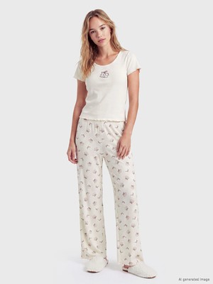 Lc Waikiki Yeni Sezon Pembe U Yaka Nakışlı Pijama Takım
