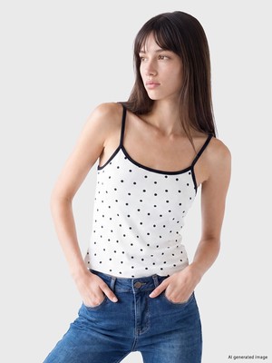 Lc Waikiki Yeni Sezon Beyaz U Yaka Puantiyeli Ip Askılı Kadın Crop