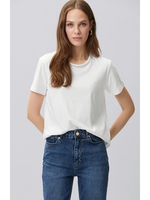 Network White Stone-Embellished Collar T-Shirt