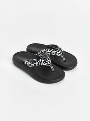 Lc Waikiki Yeni Sezon Karışık Zebra Desenli Kadın Parmak Arası Terlik
